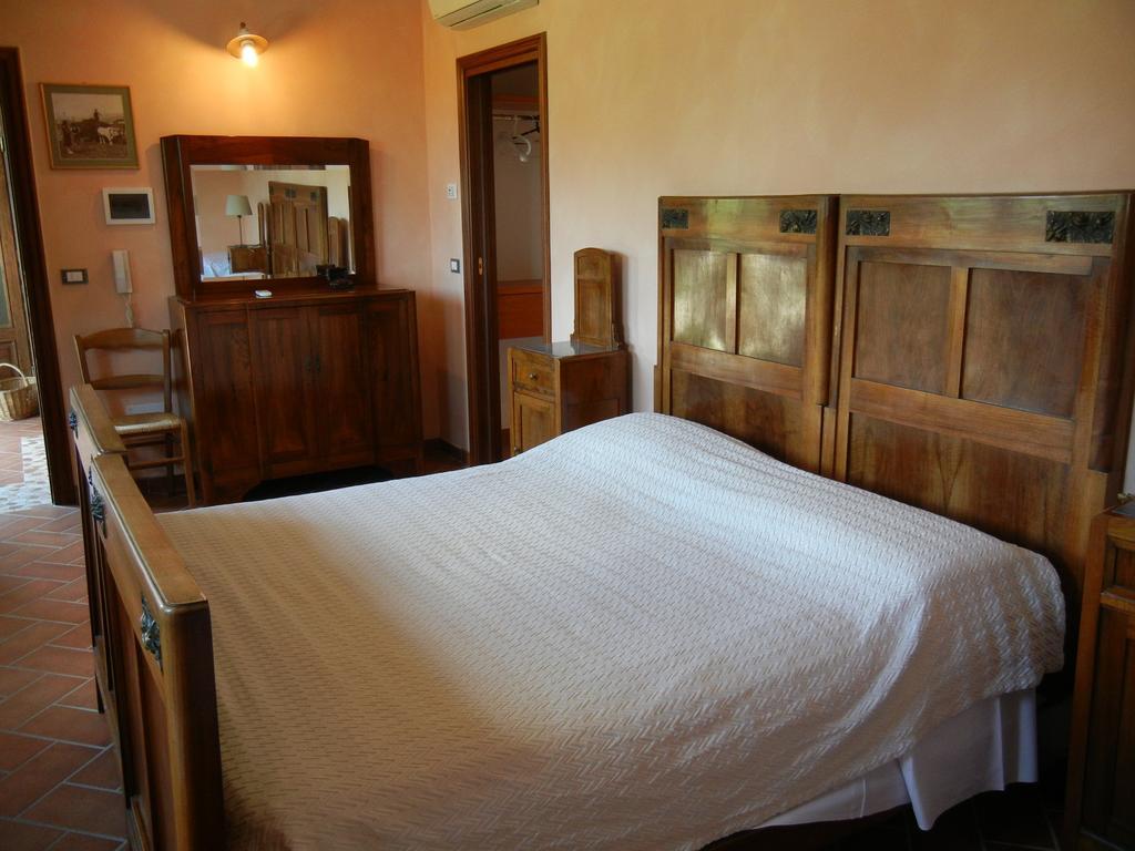 La Colombarola Agriturismo Farneto エクステリア 写真