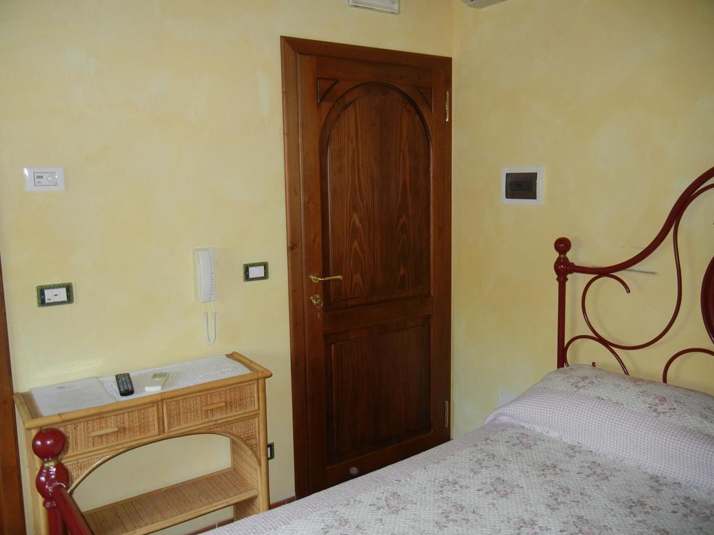 La Colombarola Agriturismo Farneto エクステリア 写真